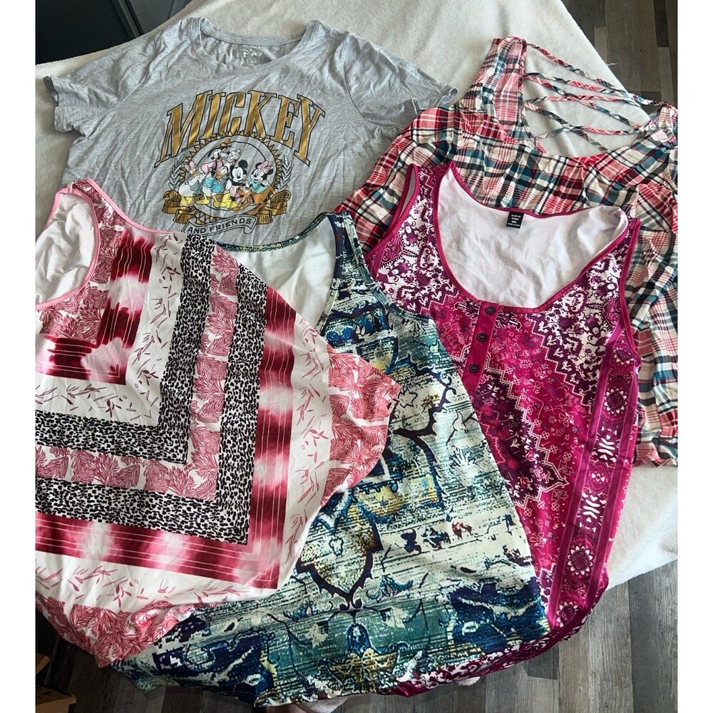 5 shirts-Disney1x, Torrid. Sz 1, SHEIN 0xl